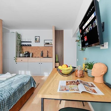 Mysa Modern Studio * Near Cismigiu Park * Netflix Bucarest Extérieur photo