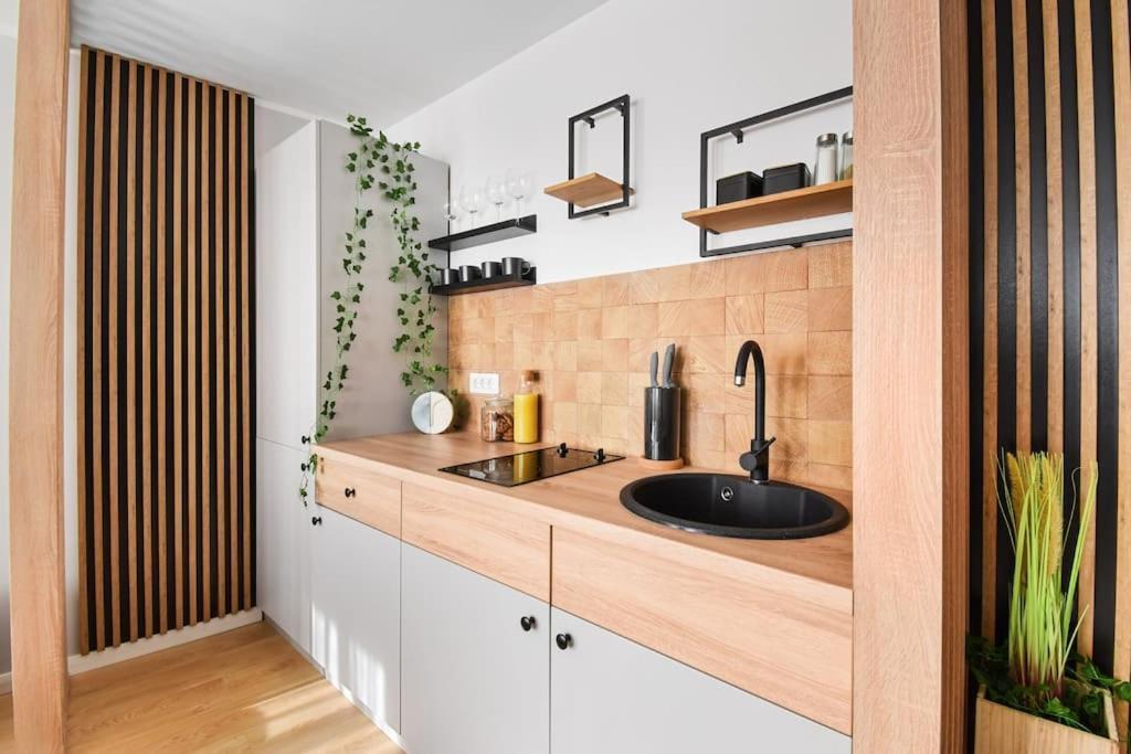 Mysa Modern Studio * Near Cismigiu Park * Netflix Bucarest Extérieur photo